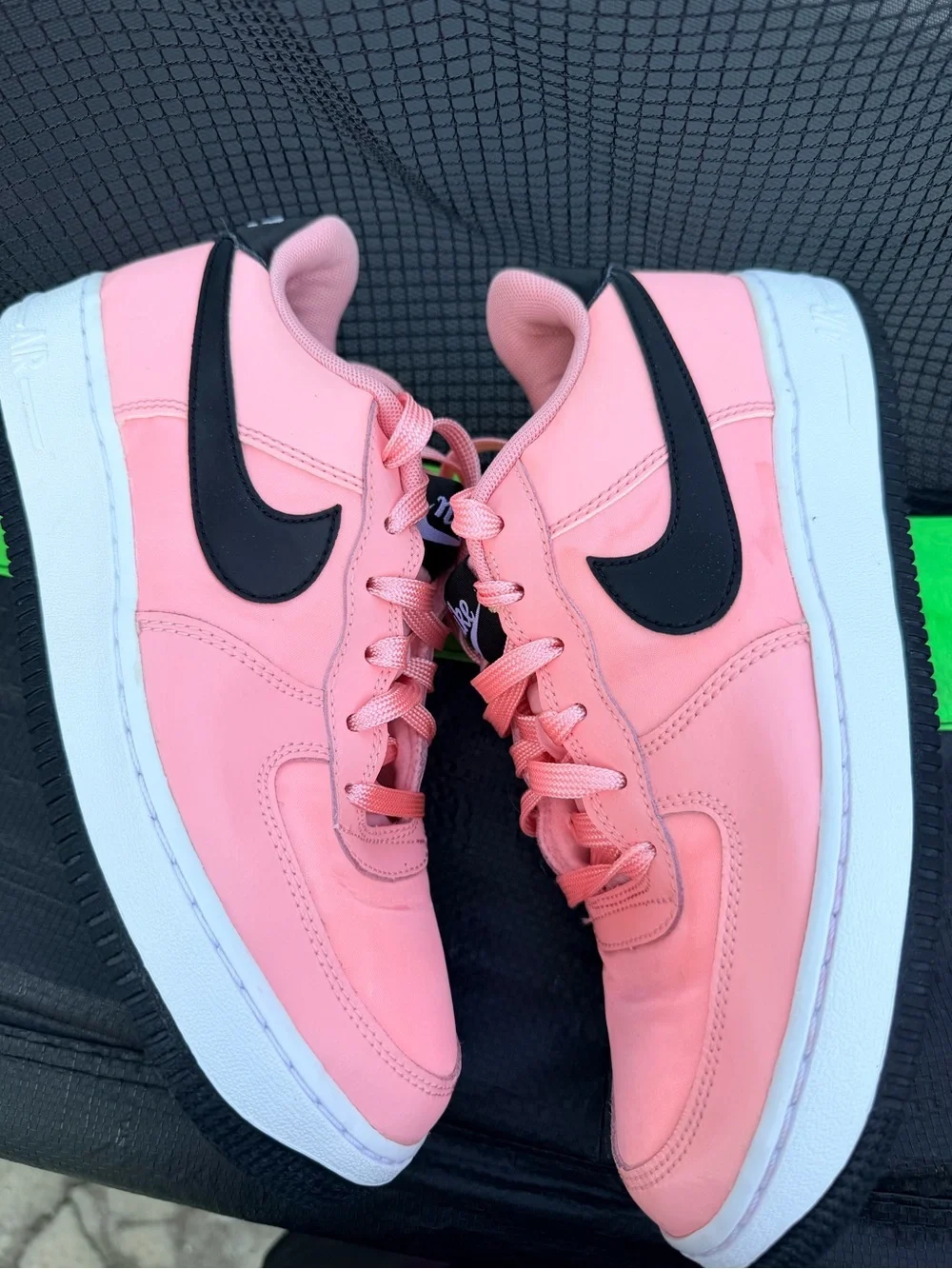 Nike Air Force One Low GS Valentine's Day Coral  BQ6980-600 Size 6.5Y